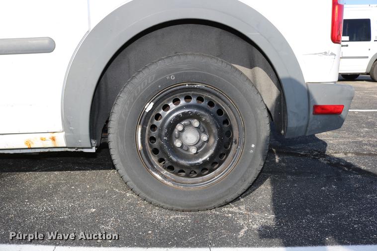 image for item DC3673 2010 Ford Transit Connect van