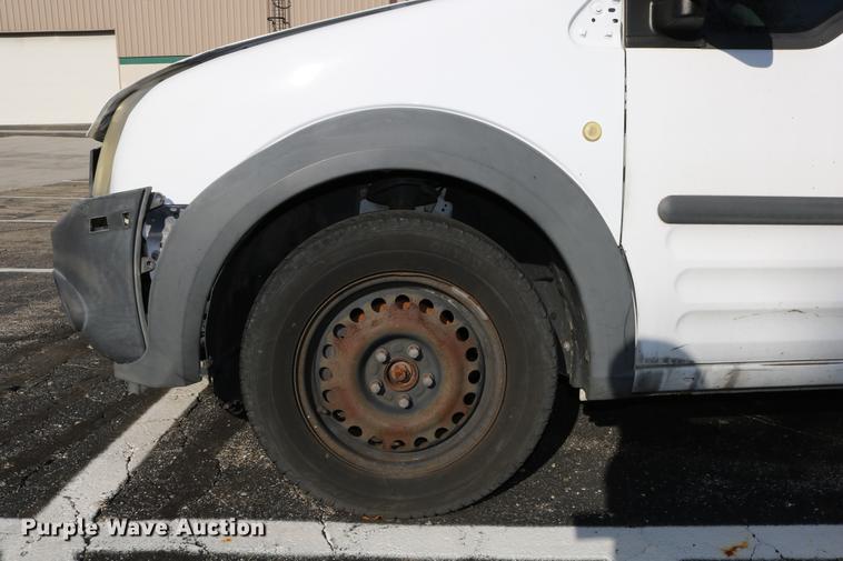 image for item DC3673 2010 Ford Transit Connect van