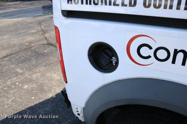 image for item DC3673 2010 Ford Transit Connect van