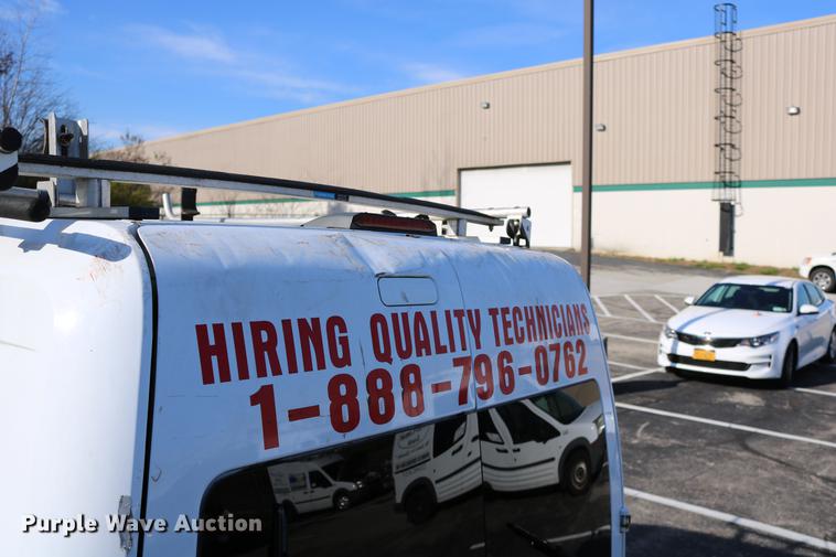 image for item DC3673 2010 Ford Transit Connect van