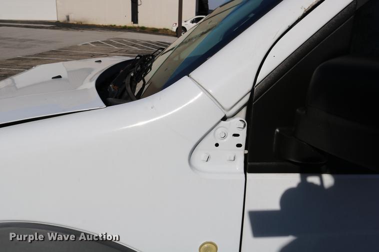 image for item DC3673 2010 Ford Transit Connect van