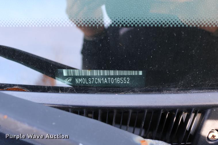 image for item DC3673 2010 Ford Transit Connect van