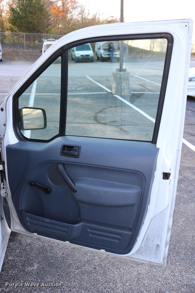 image for item DC3674 2010 Ford Transit Connect van