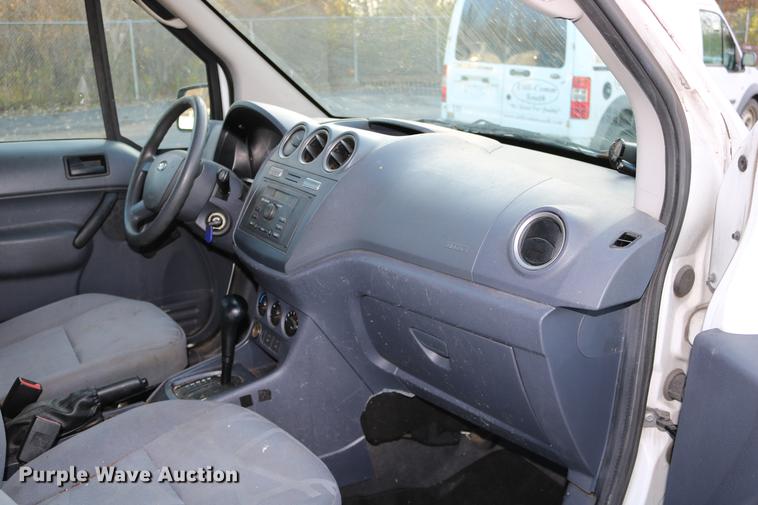 image for item DC3674 2010 Ford Transit Connect van