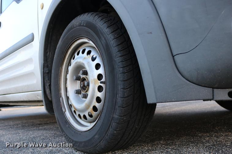 image for item DC3674 2010 Ford Transit Connect van