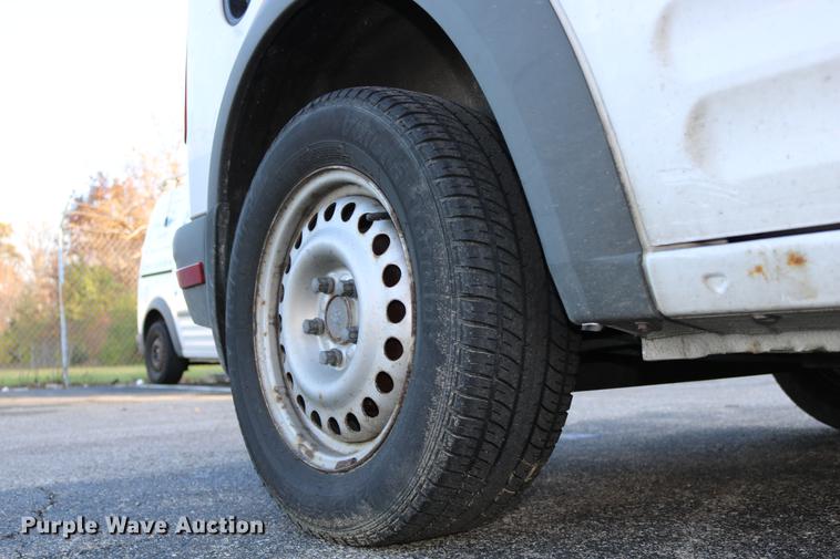 image for item DC3674 2010 Ford Transit Connect van