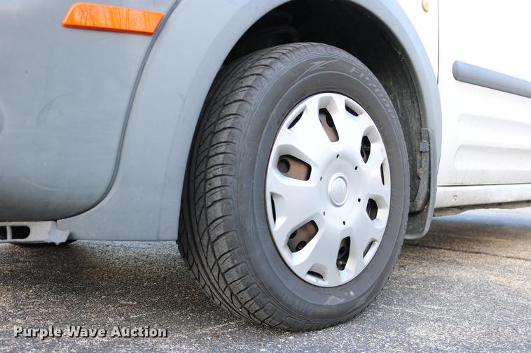 image for item DC3674 2010 Ford Transit Connect van
