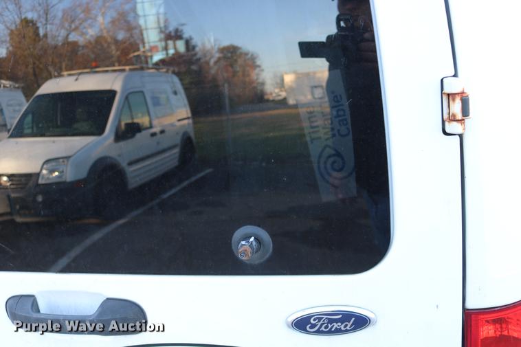 image for item DC3674 2010 Ford Transit Connect van