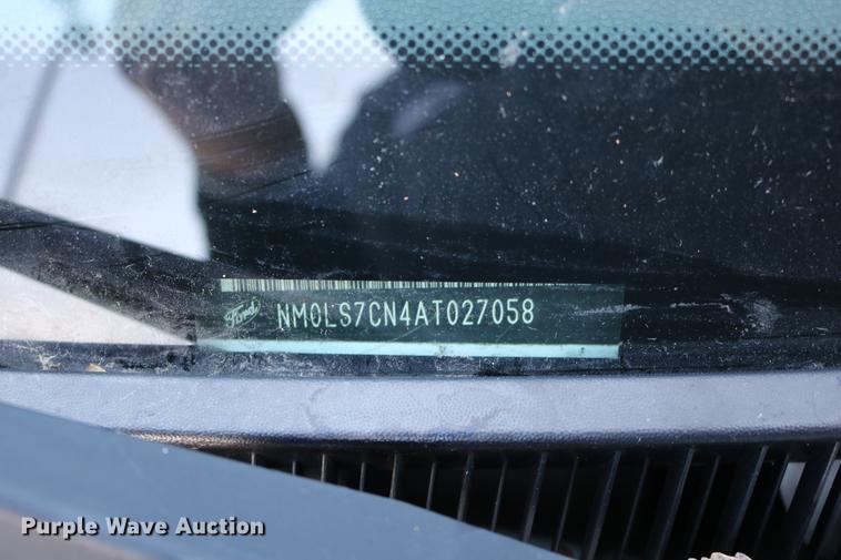 image for item DC3674 2010 Ford Transit Connect van