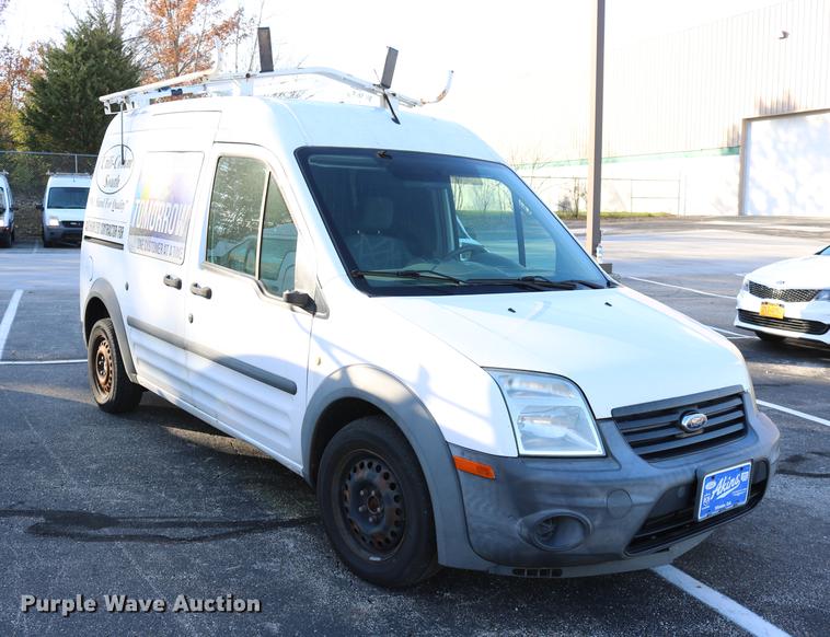 image for item DC3675 2010 Ford Transit Connect van