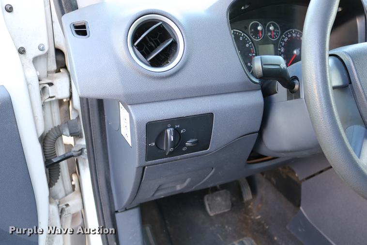 image for item DC3675 2010 Ford Transit Connect van