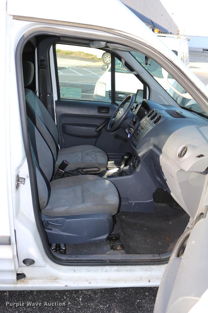image for item DC3675 2010 Ford Transit Connect van