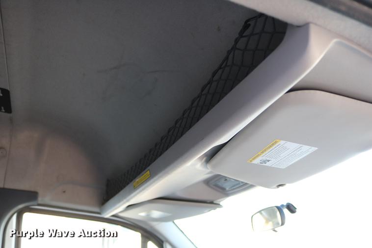 image for item DC3675 2010 Ford Transit Connect van