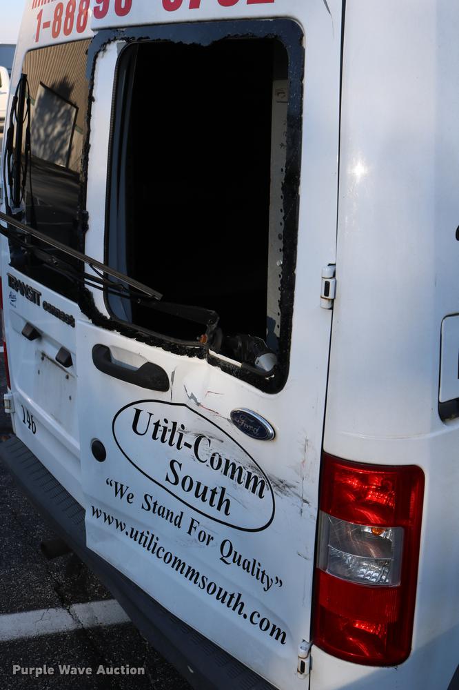image for item DC3675 2010 Ford Transit Connect van