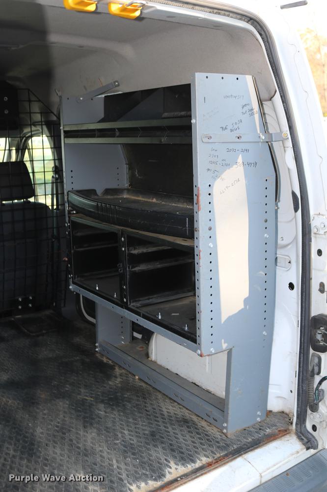 image for item DC3675 2010 Ford Transit Connect van