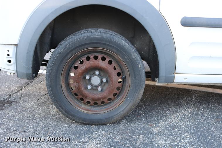 image for item DC3675 2010 Ford Transit Connect van