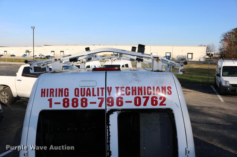 image for item DC3675 2010 Ford Transit Connect van