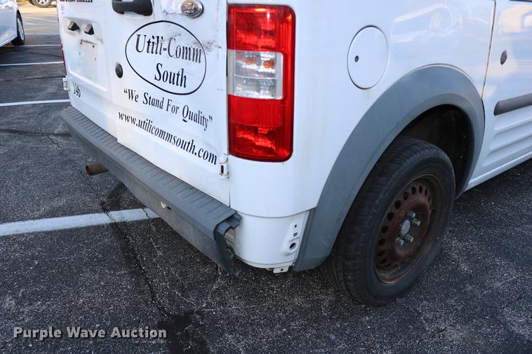 image for item DC3675 2010 Ford Transit Connect van