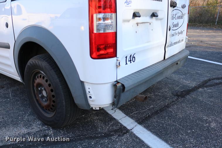 image for item DC3675 2010 Ford Transit Connect van
