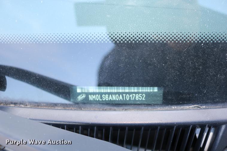 image for item DC3675 2010 Ford Transit Connect van