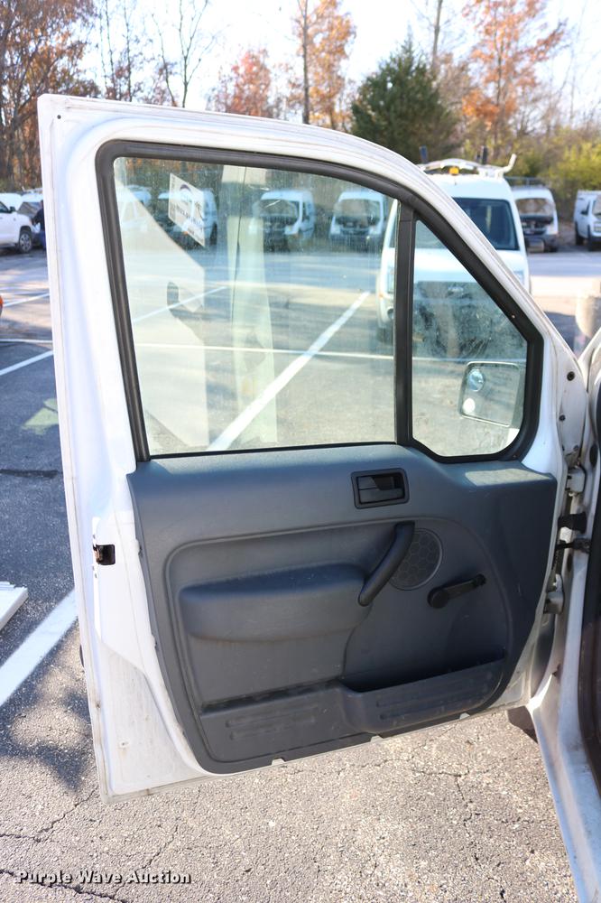 image for item DC3676 2010 Ford Transit Connect van