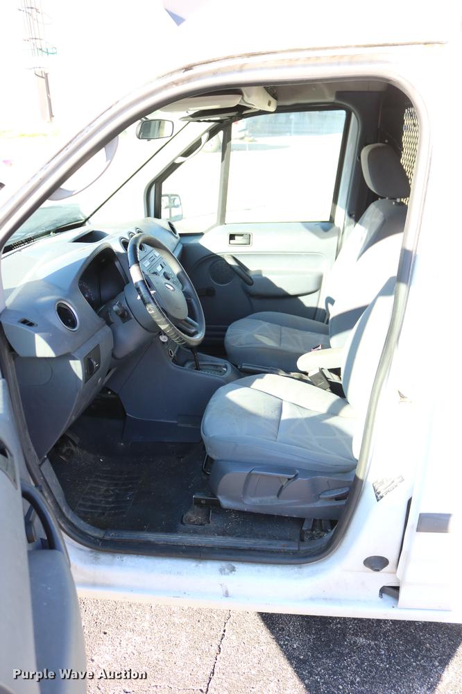 image for item DC3676 2010 Ford Transit Connect van