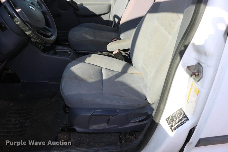 image for item DC3676 2010 Ford Transit Connect van