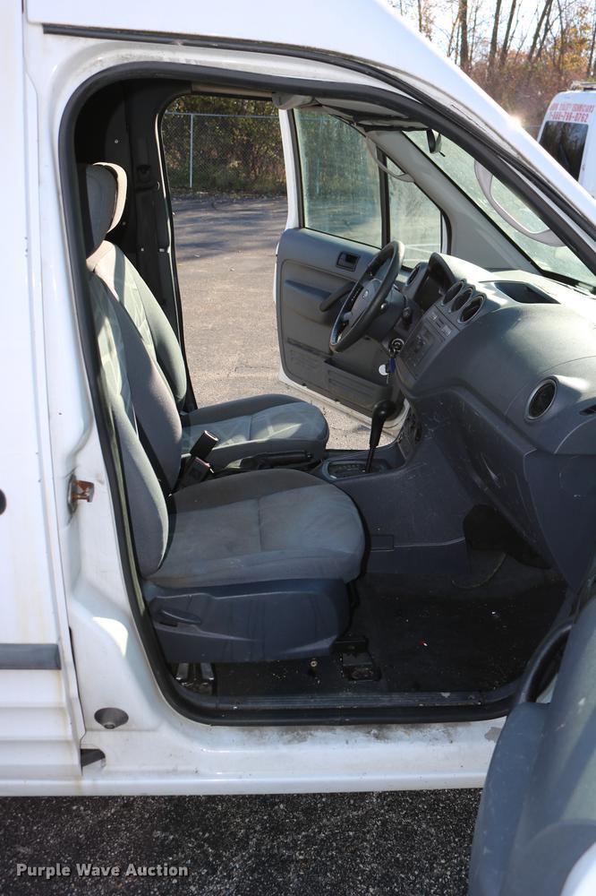 image for item DC3676 2010 Ford Transit Connect van