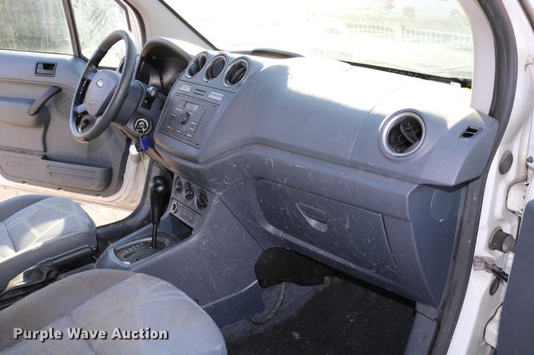 image for item DC3676 2010 Ford Transit Connect van