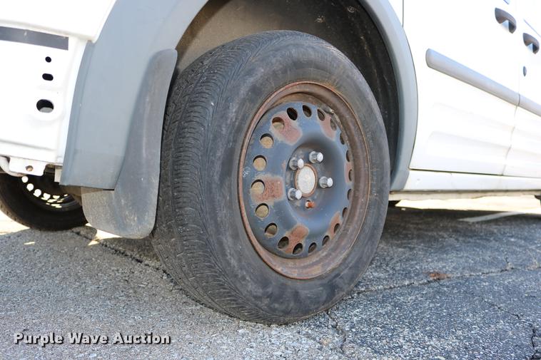 image for item DC3676 2010 Ford Transit Connect van