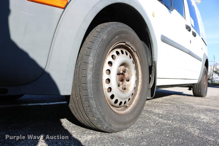 image for item DC3676 2010 Ford Transit Connect van