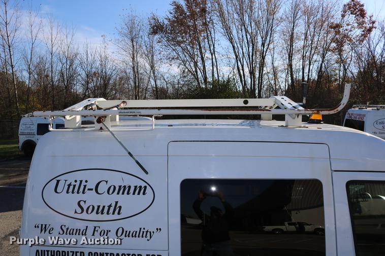 image for item DC3676 2010 Ford Transit Connect van