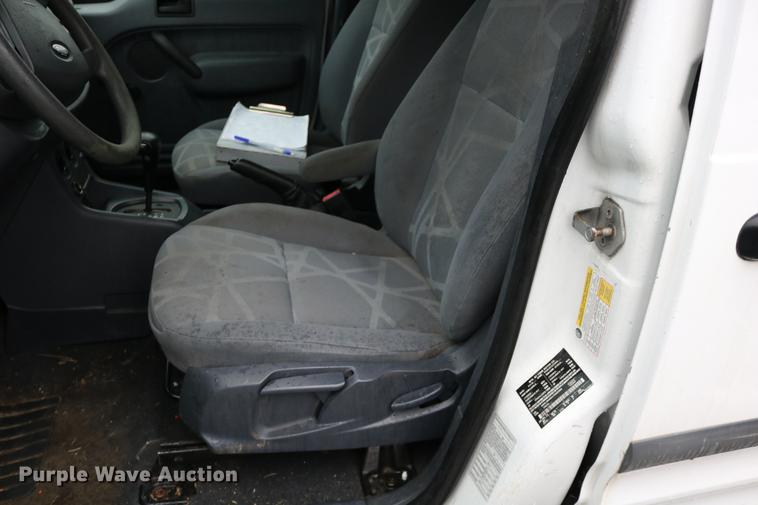 image for item DC3677 2010 Ford Transit Connect van
