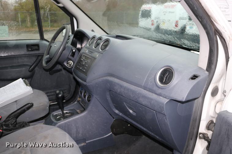 image for item DC3677 2010 Ford Transit Connect van