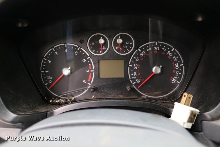 image for item DC3678 2010 Ford Transit Connect van