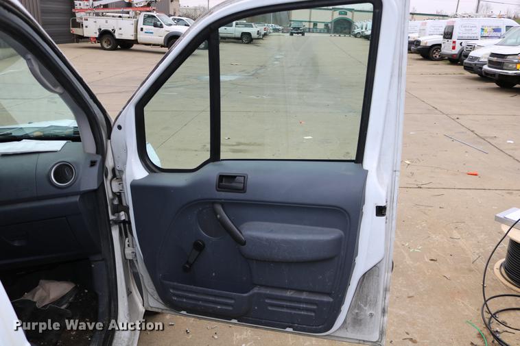 image for item DC3678 2010 Ford Transit Connect van