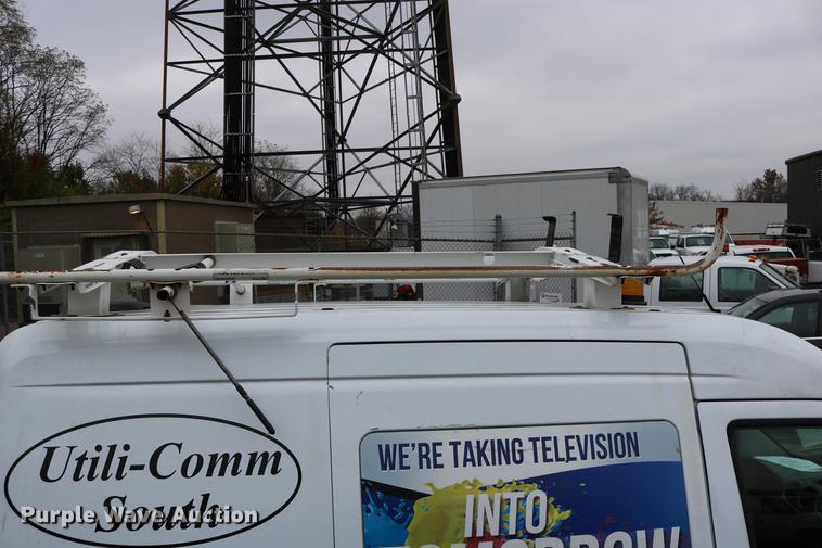 image for item DC3678 2010 Ford Transit Connect van