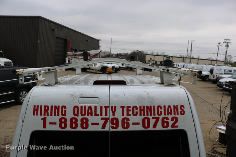 image for item DC3678 2010 Ford Transit Connect van