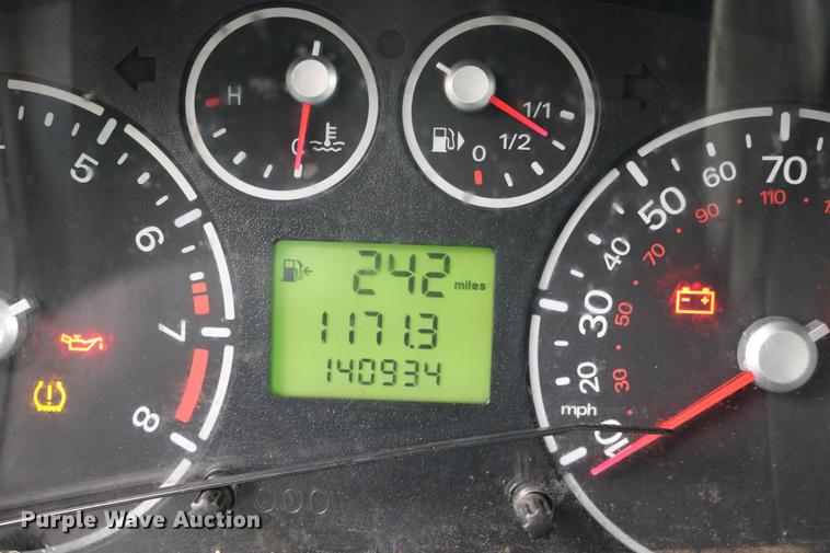 image for item DC3678 2010 Ford Transit Connect van