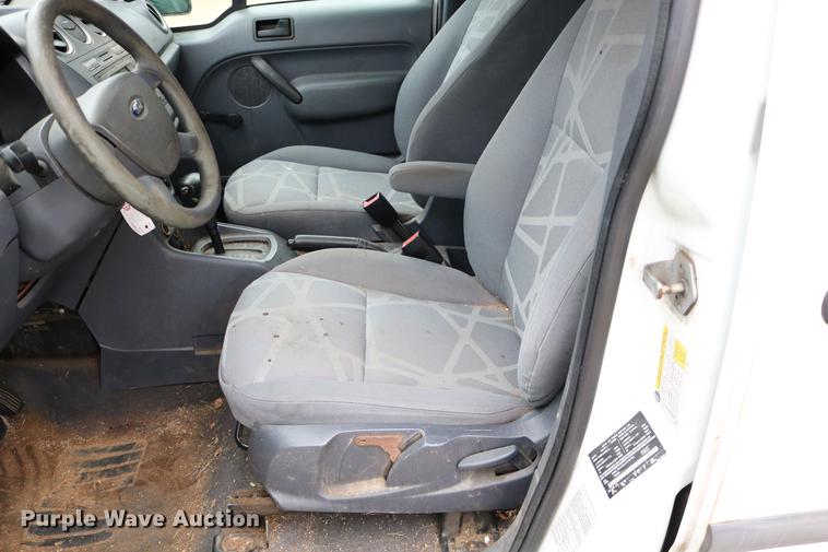 image for item DC3684 2010 Ford Transit Connect van