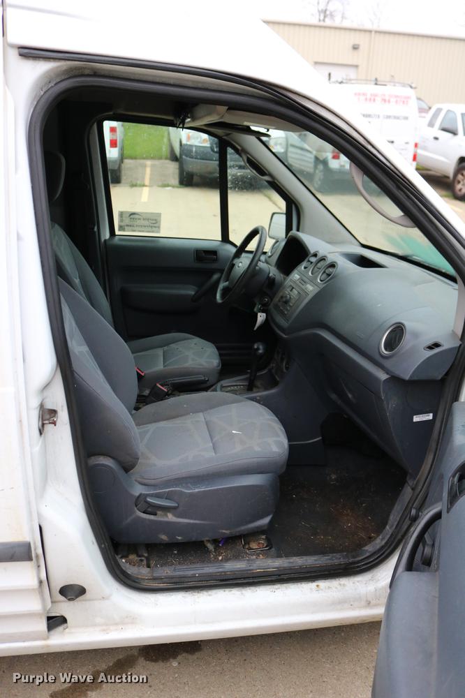 image for item DC3684 2010 Ford Transit Connect van