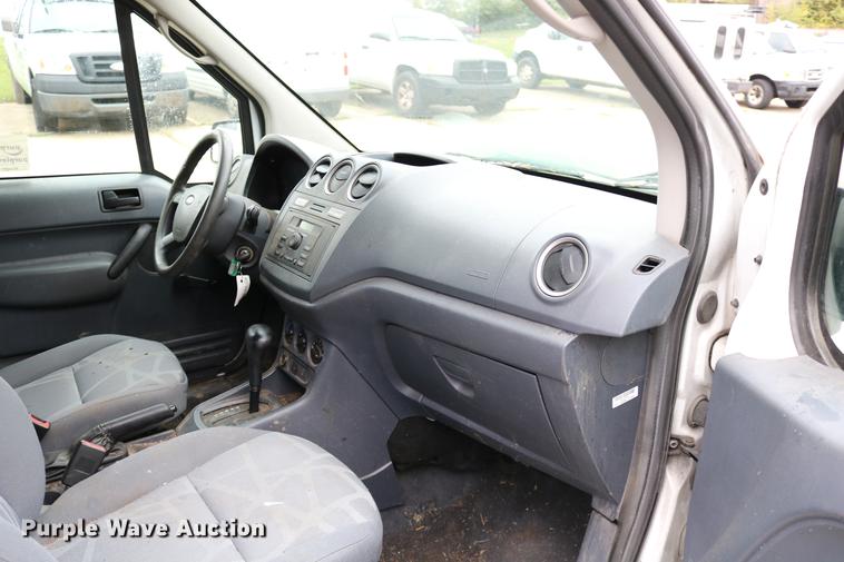 image for item DC3684 2010 Ford Transit Connect van