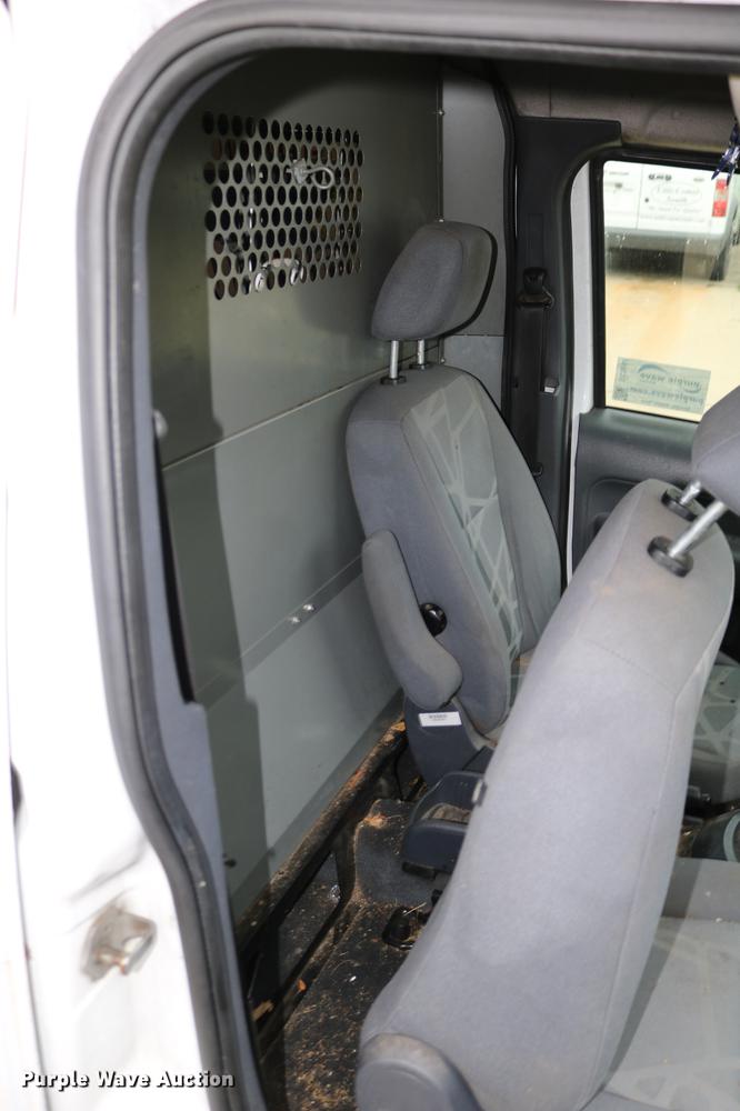 image for item DC3684 2010 Ford Transit Connect van