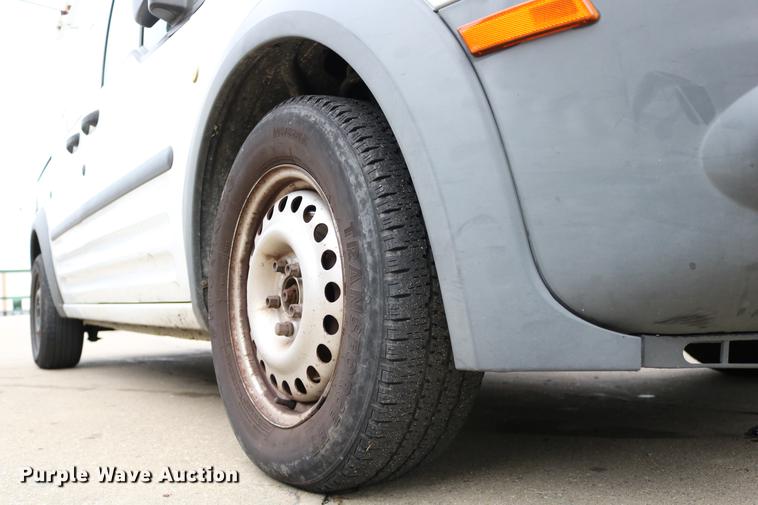 image for item DC3684 2010 Ford Transit Connect van