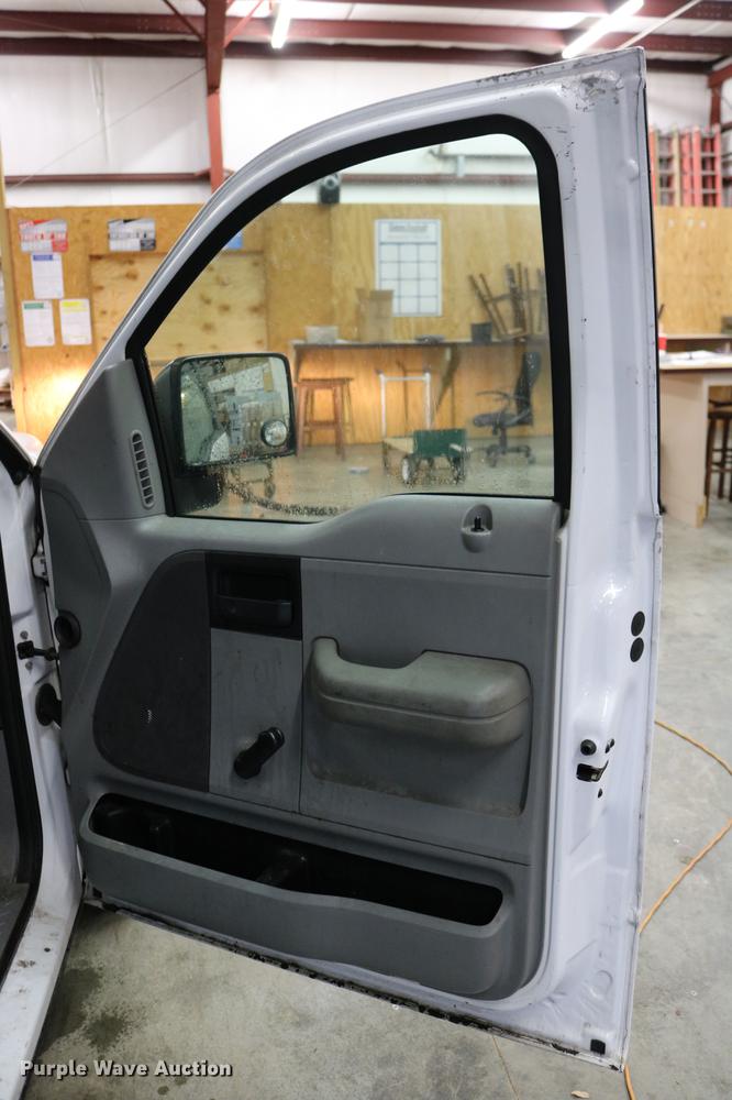 image for item DC3686 2008 Ford F150 pickup truck