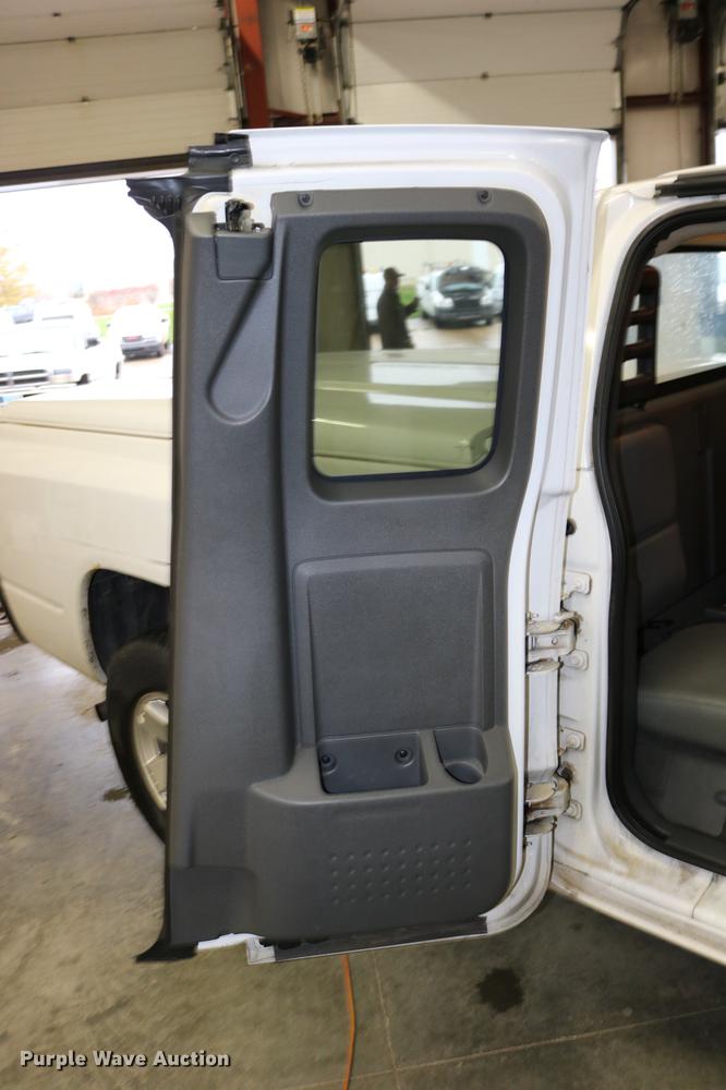 image for item DC3687 2007 Dodge Dakota Quad Cab pickup truck