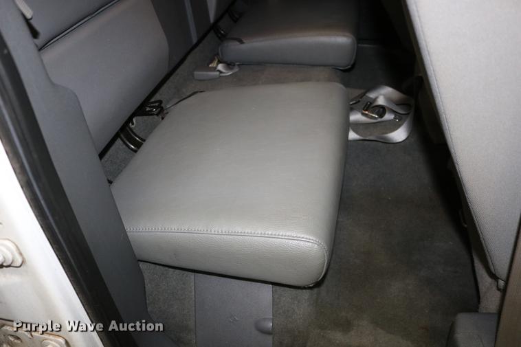 image for item DC3687 2007 Dodge Dakota Quad Cab pickup truck