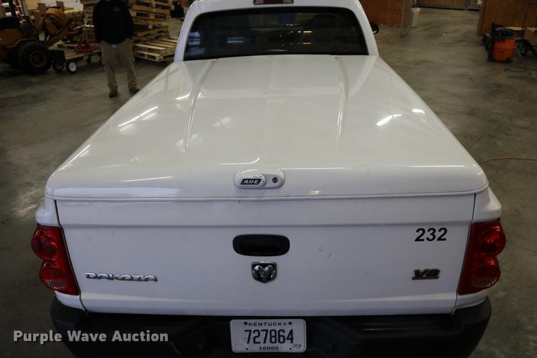 image for item DC3687 2007 Dodge Dakota Quad Cab pickup truck