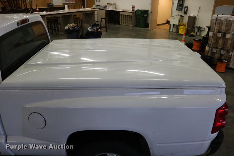 image for item DC3687 2007 Dodge Dakota Quad Cab pickup truck