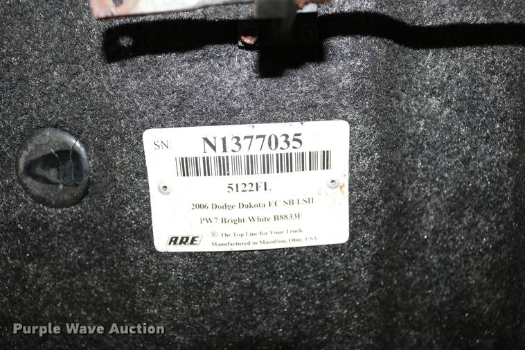 image for item DC3687 2007 Dodge Dakota Quad Cab pickup truck